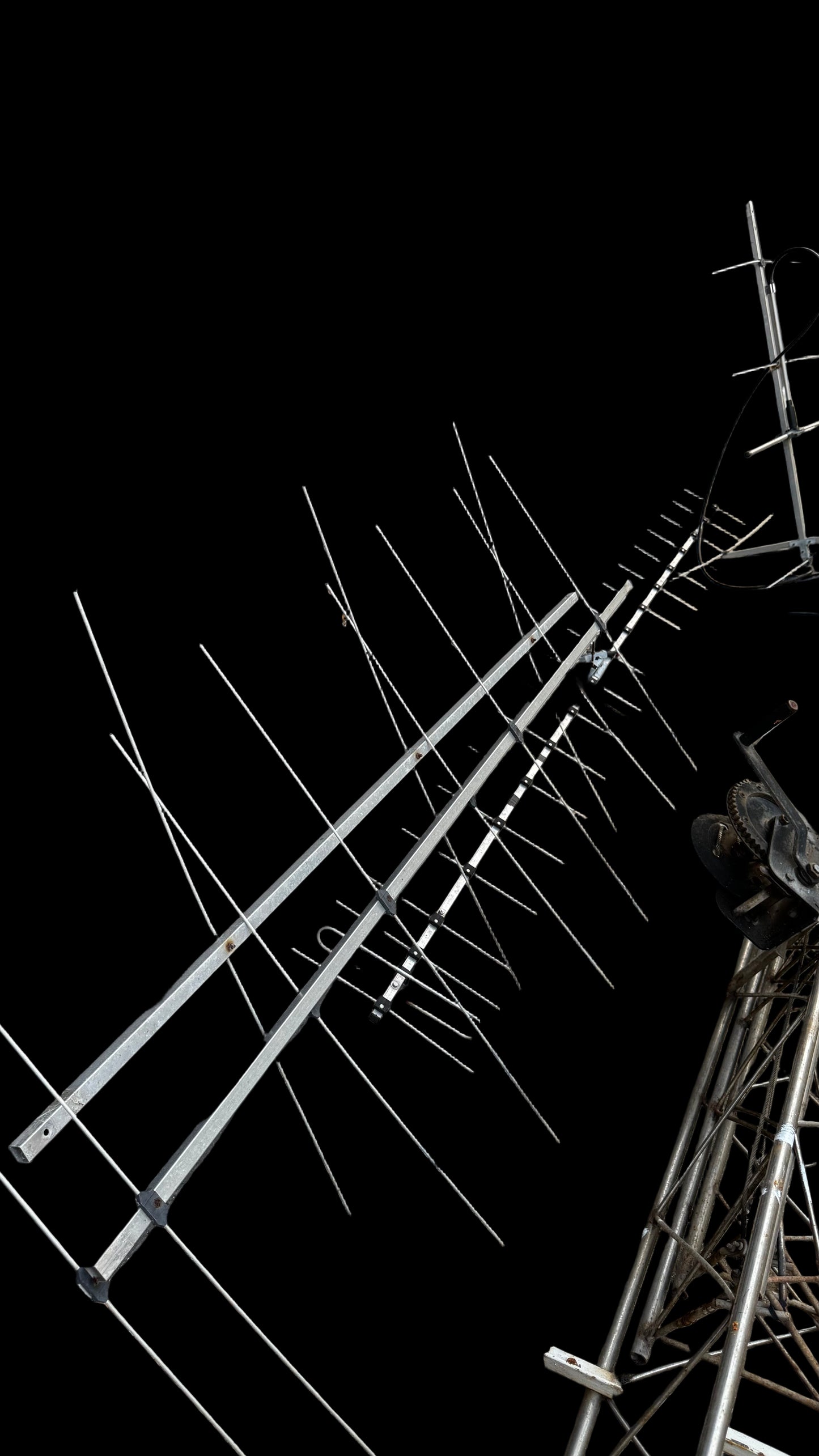 Antenne Tonna VHF 15 elem. UHF 19 elem. - USATE - RITIRO SOLO IN NEGOZIO