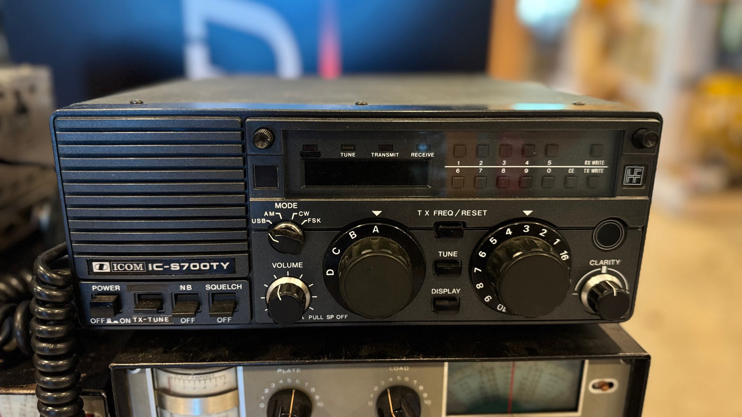 ICOM IC-SY700TY - USATO - Ricetrasmettitore HF professionale 150 W - Perfettamente funzionante.