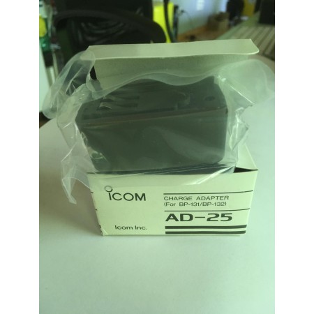 ICOM AD-25 - charging adapter for BP-131 BP-132