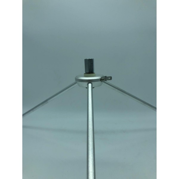 TM2 Tripode per antenne HF-P1 con attacco SO239 / 3/8" passo lungo