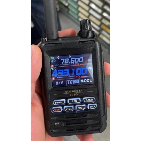 YAESU FT-3D – neuer digitaler Dualband-C4FM-Farb-RTX