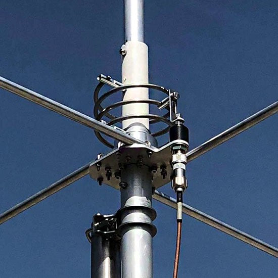 Grazioli FE62V Antenna verticale VHF 50 a 54 MHz, 2×5/8 d'onda, 2 kW, 8,12 m