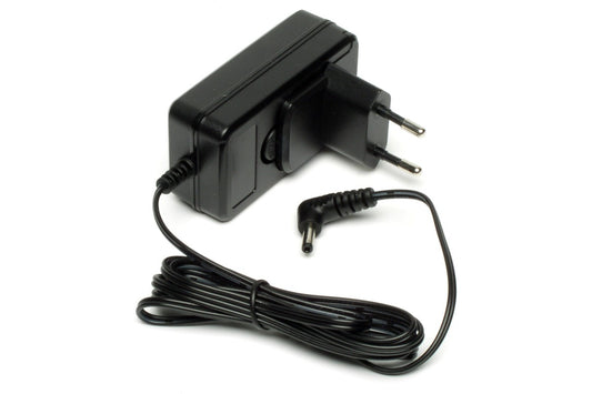YAESU SAD-25 C Caricabattertia da parete per FT-3D/FTA-450/550/750