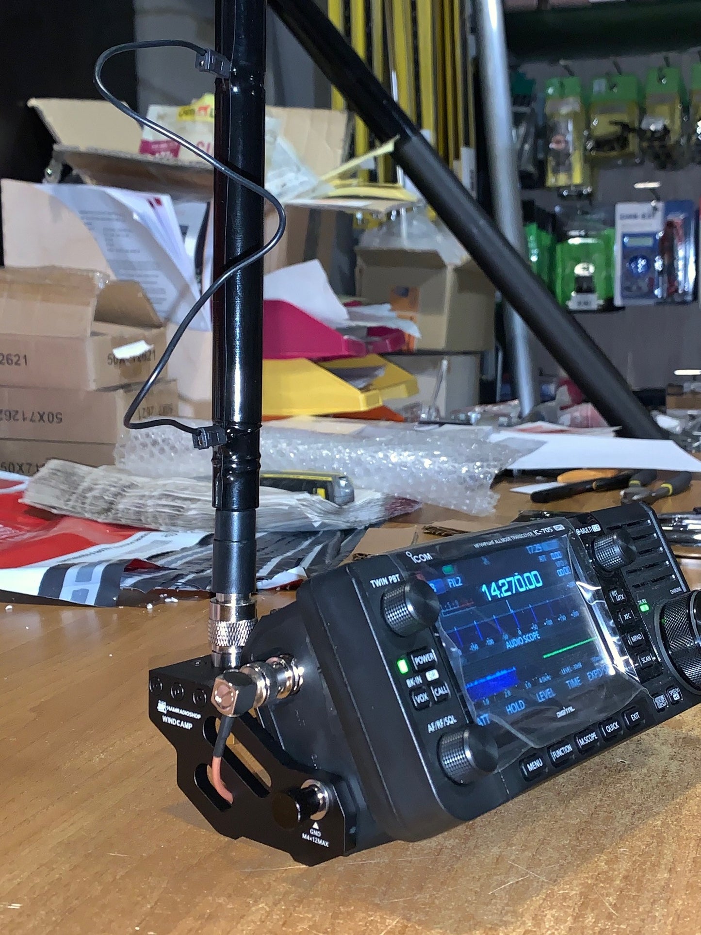 Windcamp HRS RC-1 Staffa antenne a sgancio rapido per Icom IC-705 QRP