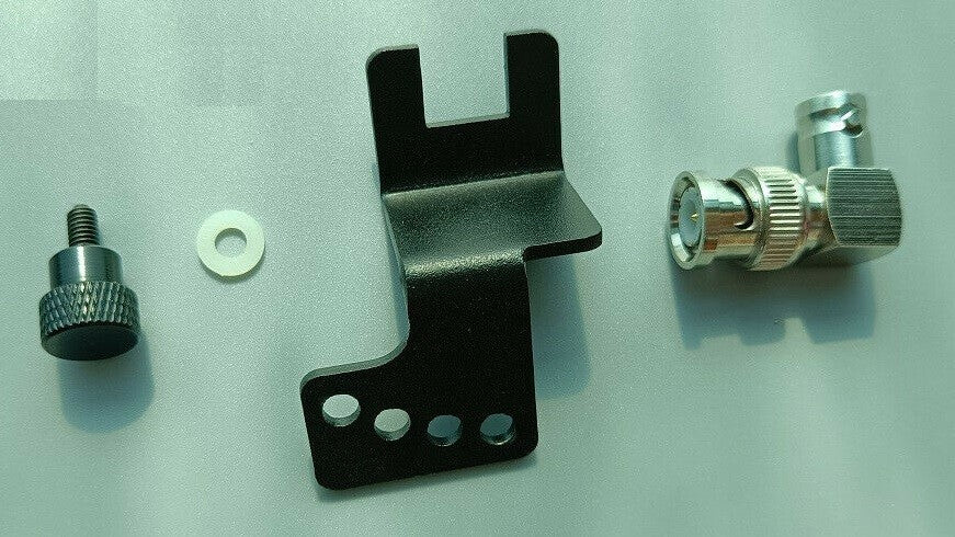 Connettore maschio/femmina BNC 90° con staffa bloccaggio per Icom IC-705 QRP