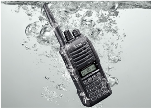 Icom IC-T10 Ricetrasmettitore analogico dual band VHF/UHF, con tastiera, display e funzione VOX