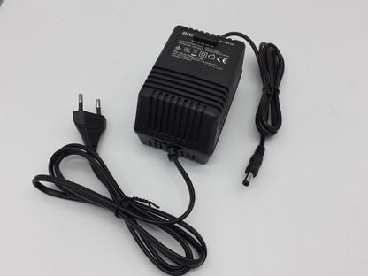 Commutatore remoto di antenna a 4 vie Potenza applicabile 500 Watt  1 – 50 Mhz
