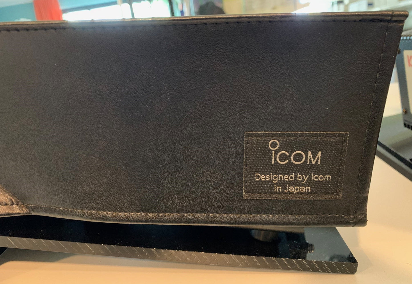 Cover di protezione antipolvere nera Icom con logo per IC-7610
