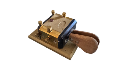 OK1TN Tasto Telegrafico artigianale dual paddle con custodia