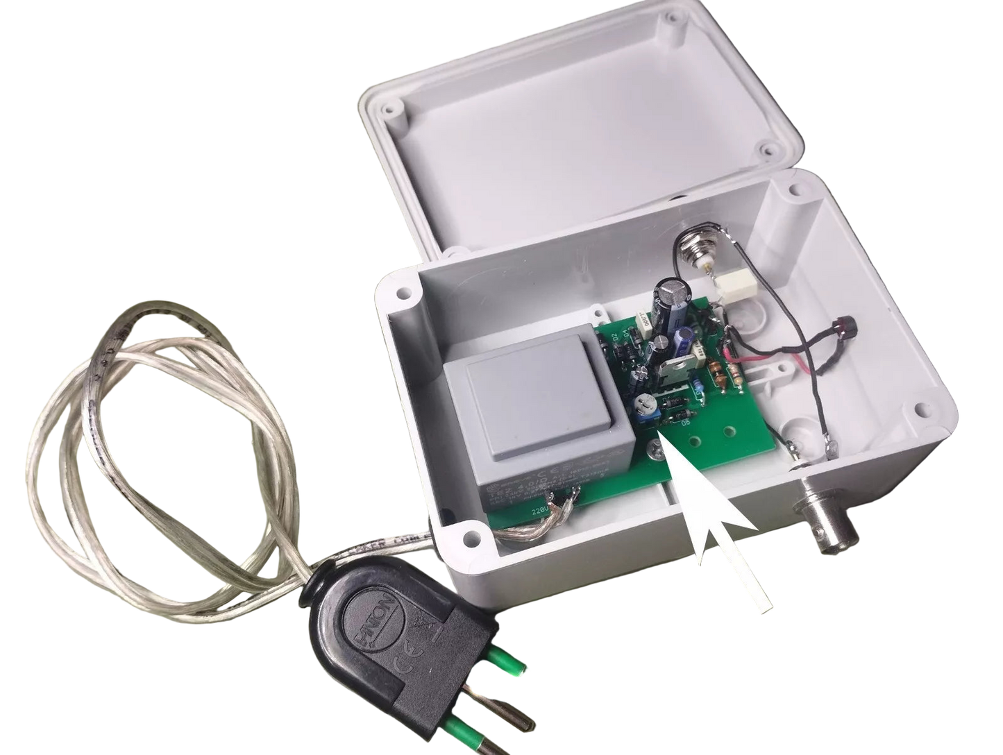 BIAS-TEE HRS con alimentatore lineare 12v. regolabile, BNC/BNC